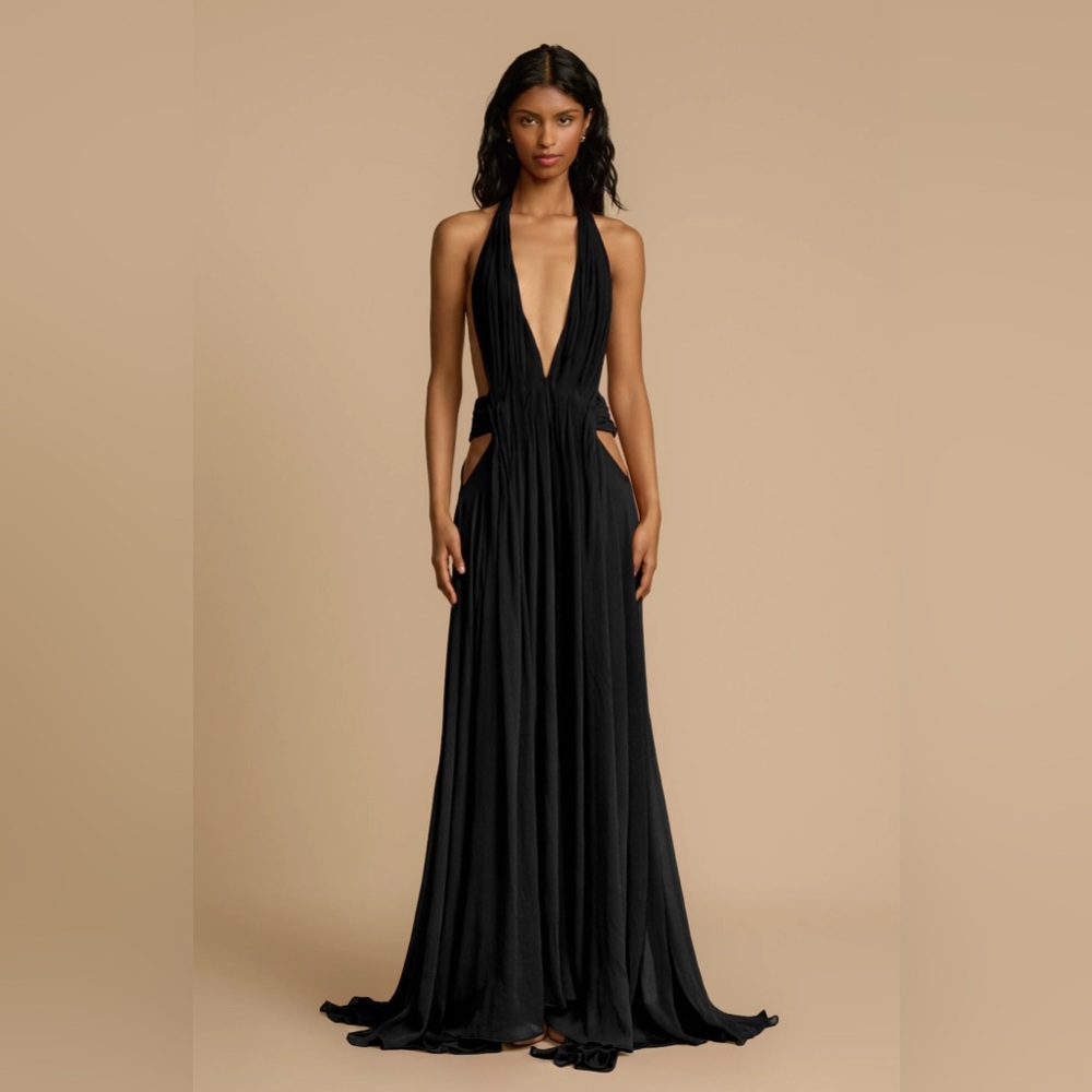 Elegant Black Backless Dress